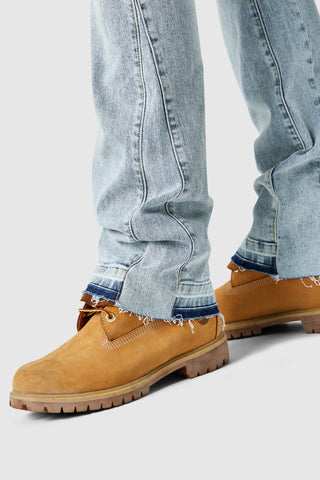 STUD FLARE – HELLBLAUES DENIM